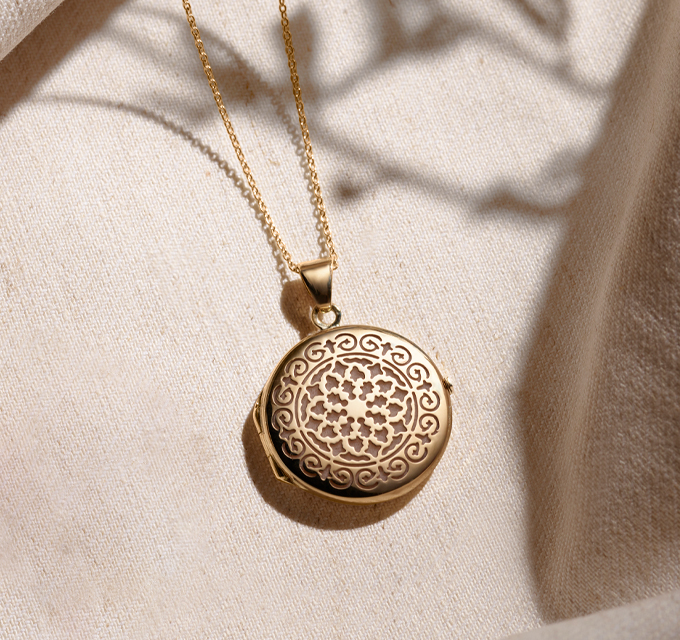 gold locket