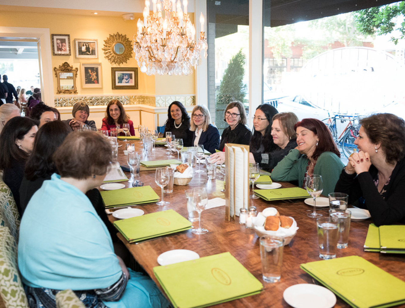 Mother's Bistro cafe in Portland